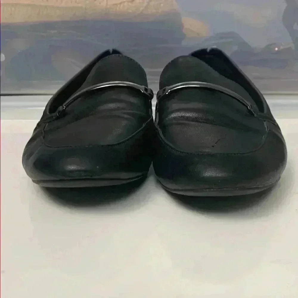 Kelly & Katie Mens Black Leather Loafers Size 10